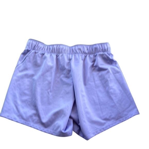 Nike women’s dri fit short size small - Picture 2 of 3